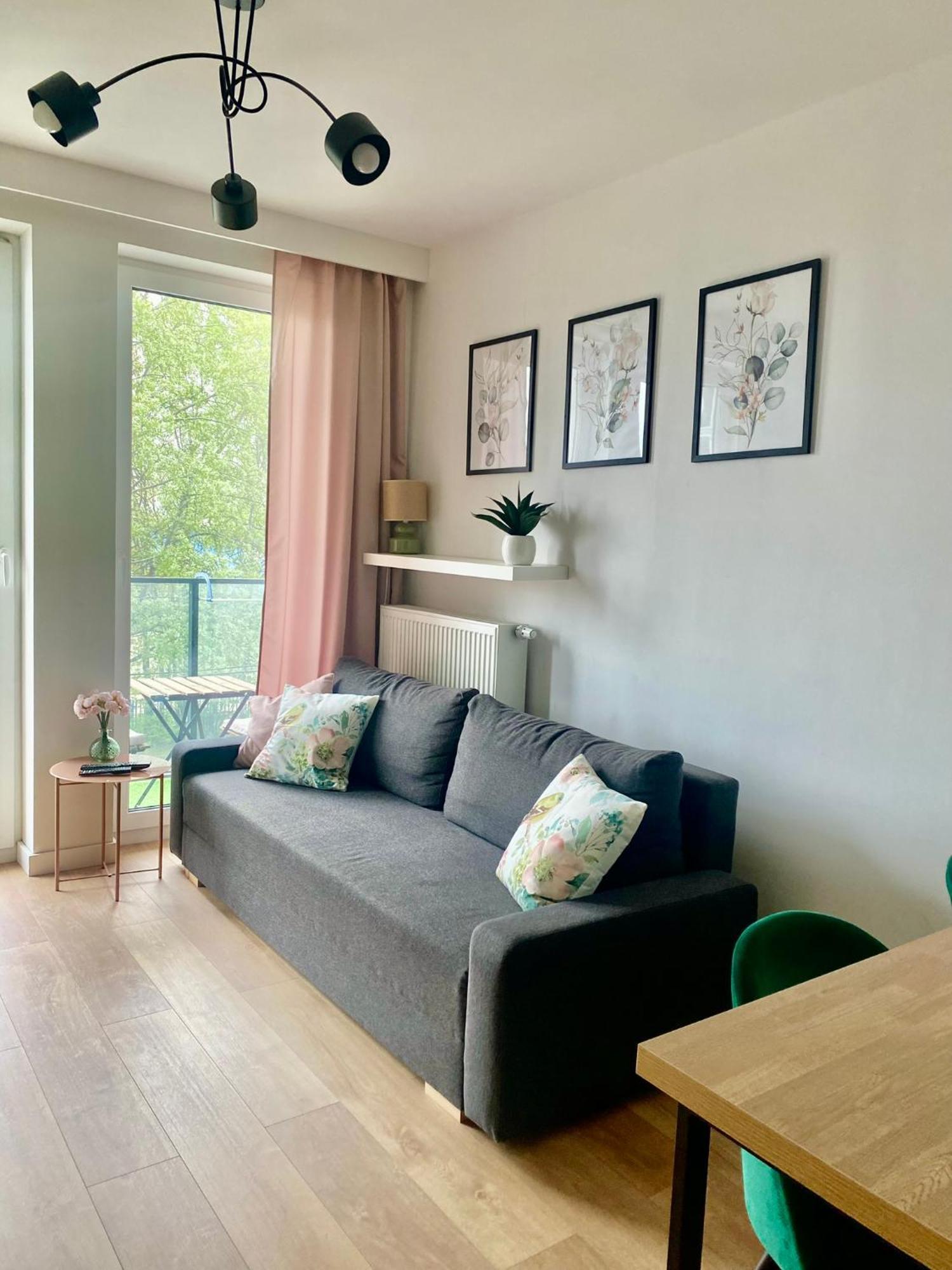 Airport Green Apartment Kl21 - Air Condition & Free Parking Warsaw Exterior photo